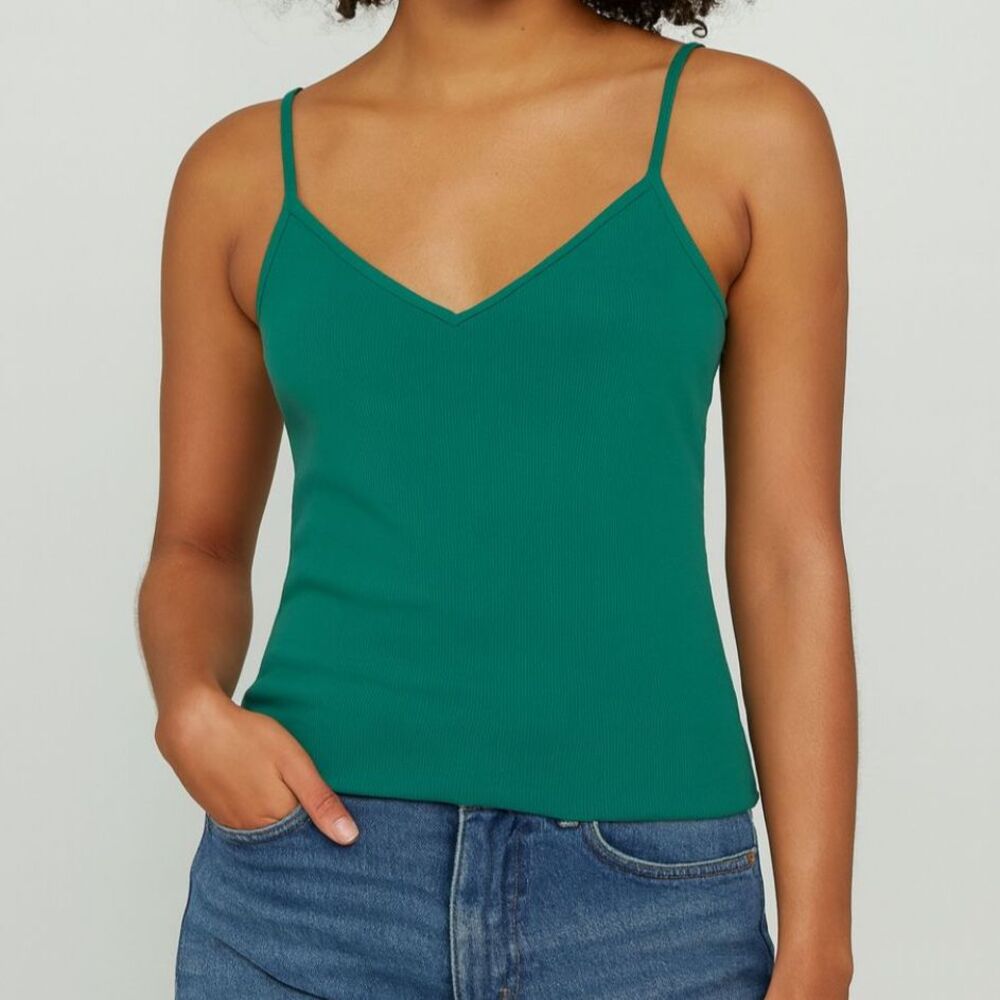 NWOT Free People V-neck Soft Stretchy Fitted Cami Tank Top Bra in Green XS/S